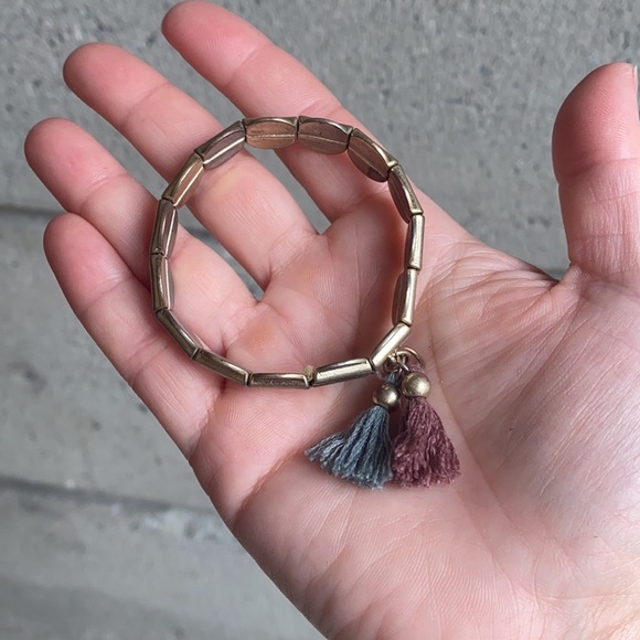Boho Tassel Stretch Bracelet - Picture 5 of 5